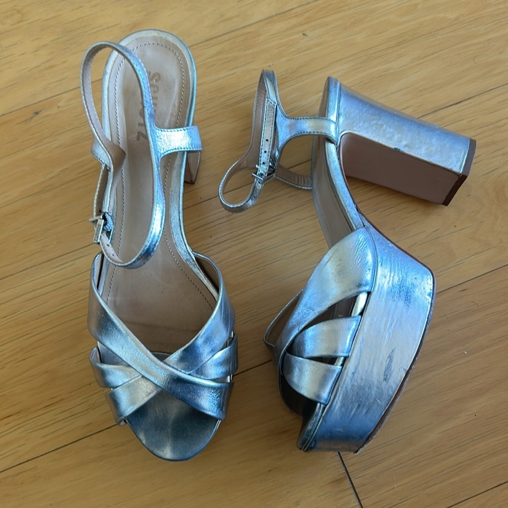 Schutz Keefa silver platform sandals